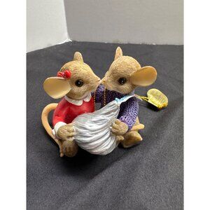 Bradford Exchange "Sharing A Christmas Kiss" Ornament  Charming Mouse Couple Fig